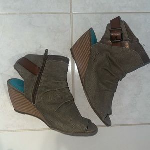 Blowfish peep toe wedge booties